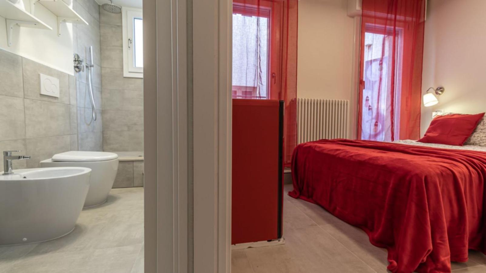 Suite Modena Al Centro - Affitti Brevi Italia Dış mekan fotoğraf