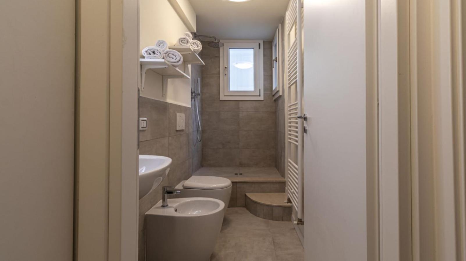 Suite Modena Al Centro - Affitti Brevi Italia Dış mekan fotoğraf